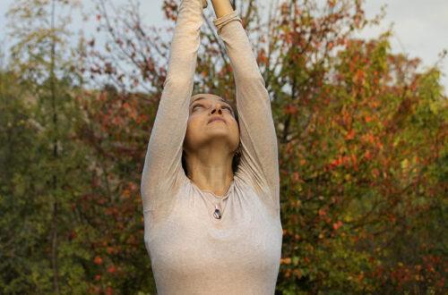 Praticare yoga e ritrovare il modo di riunire ciò che un tempo era unito. Yoga con Giusi - lezioni di yoga: Insegno Ashtanga Yoga, Hatha yoga, Ginnastica posturale in diversi centri della città di Bologna e online.